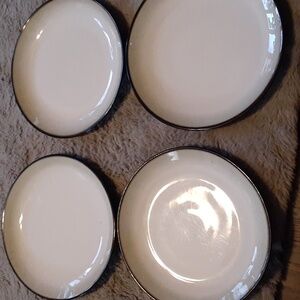 Sango Nova Black 4932 #4 Dinner Plates *Discontinued*